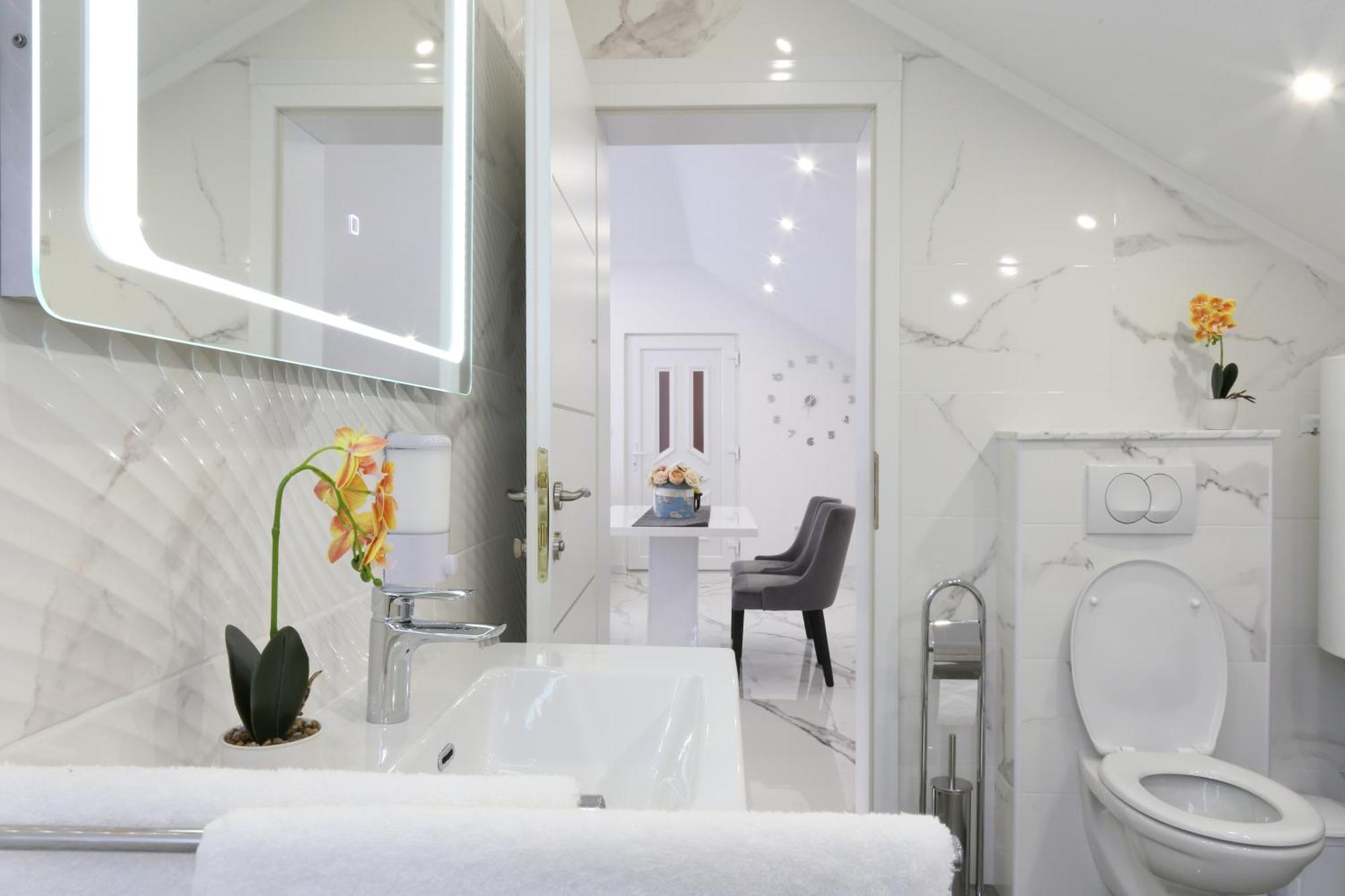 Luxury Apartment Megy Otočac Eksteriør billede