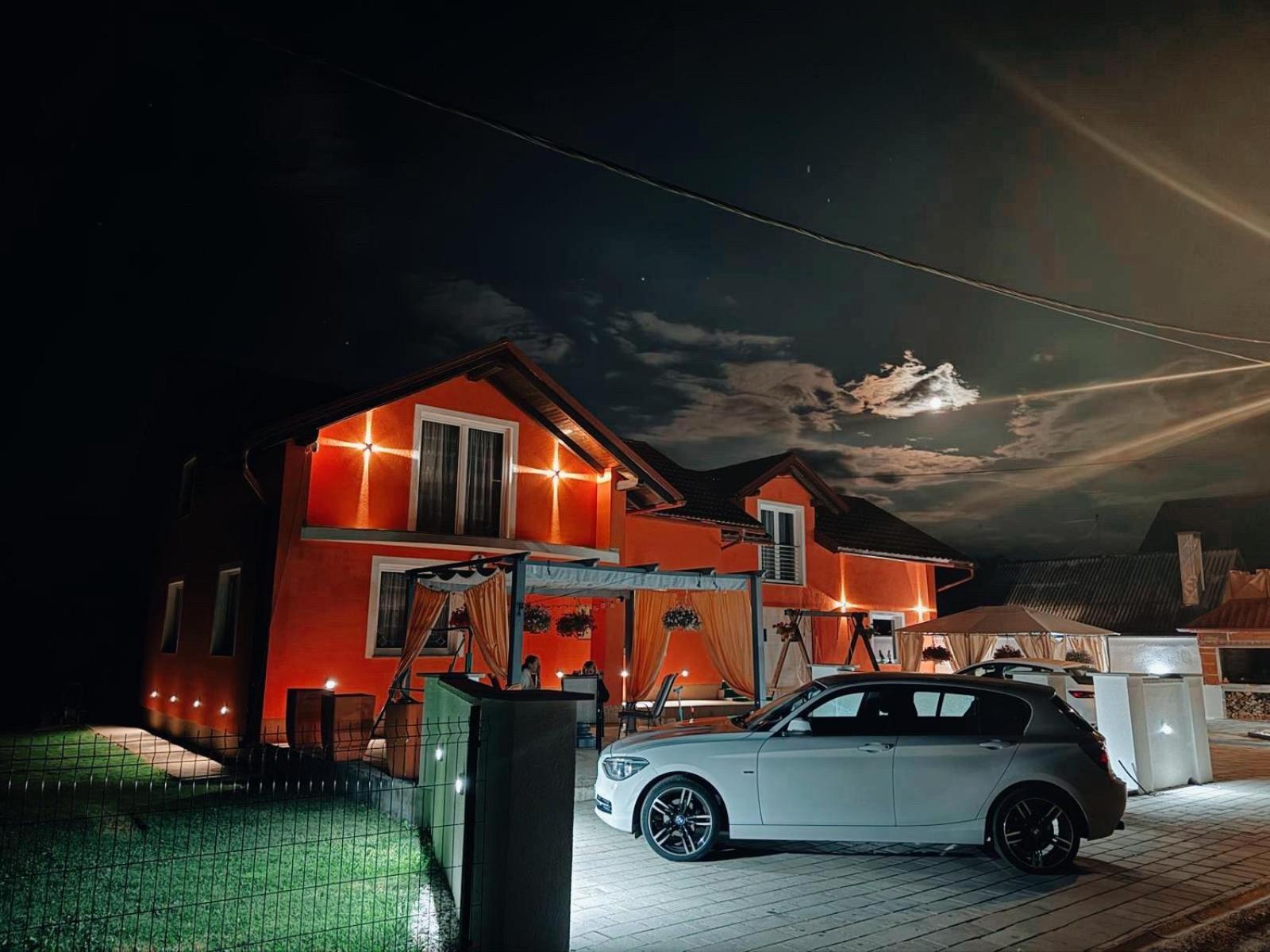 Luxury Apartment Megy Otočac Eksteriør billede